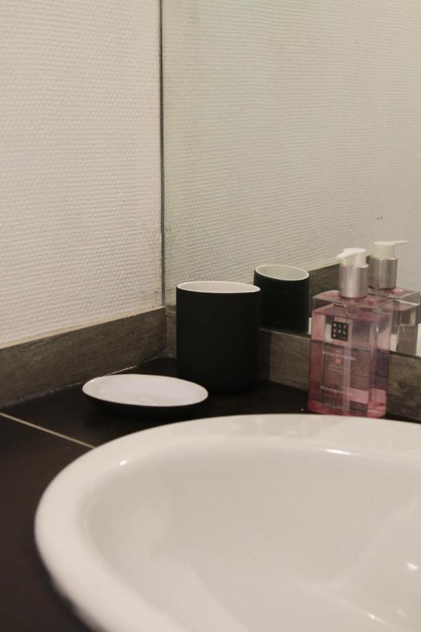 Le Grand Appart' Proche Commerces フレール エクステリア 写真